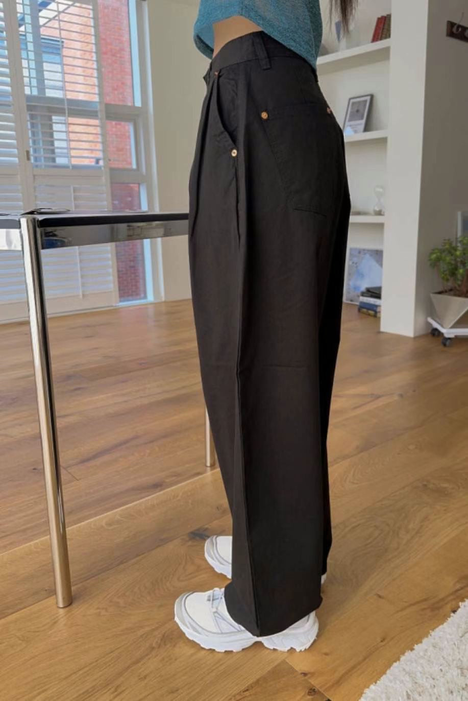 Wrinkle Street Balloon Pants