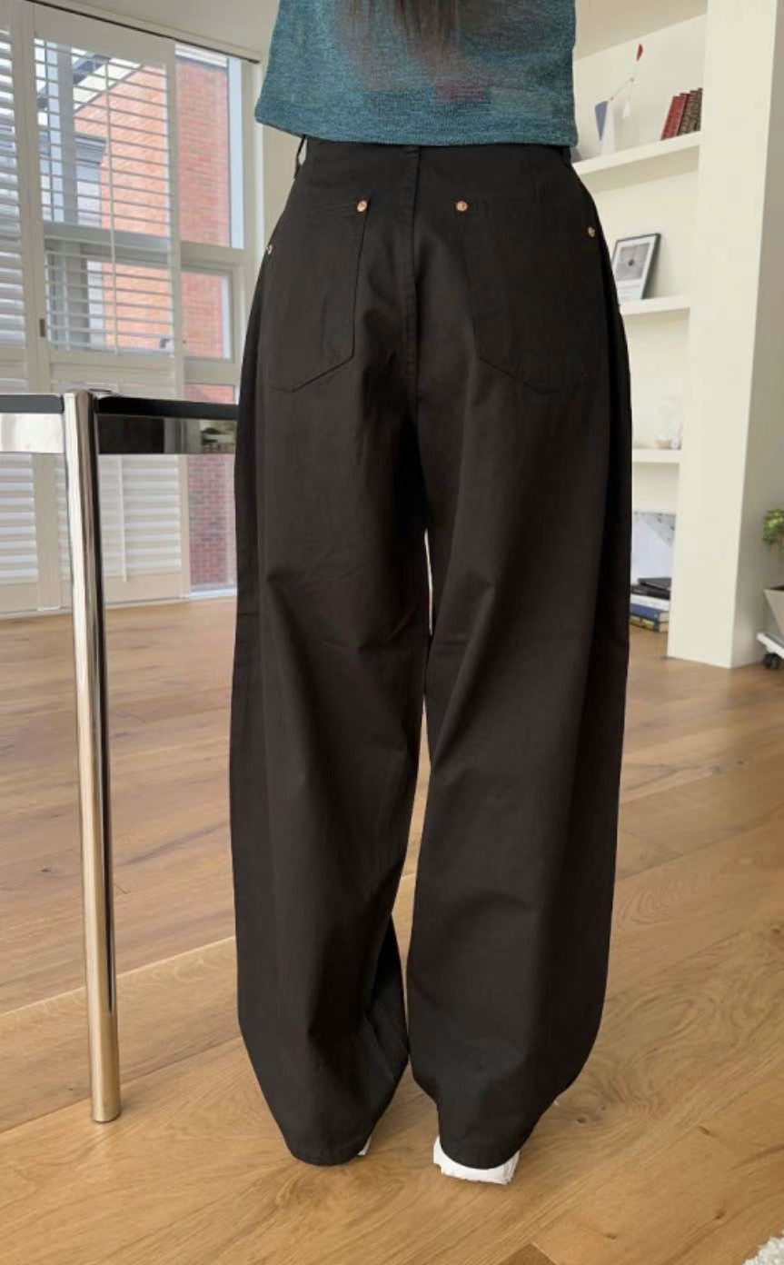 Wrinkle Street Balloon Pants