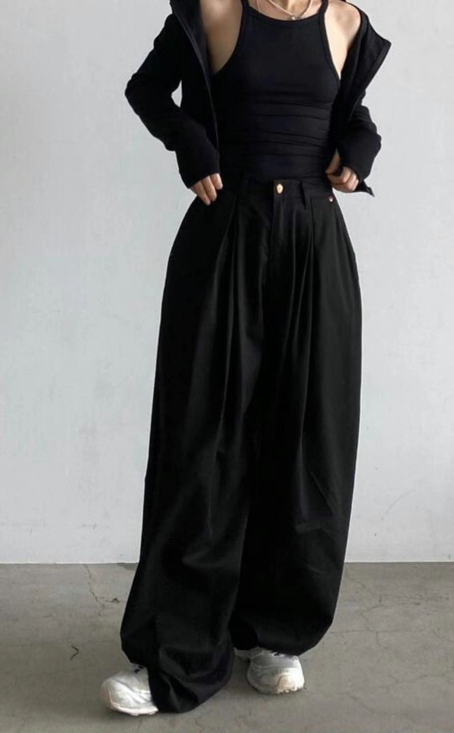 Wrinkle Street Balloon Pants