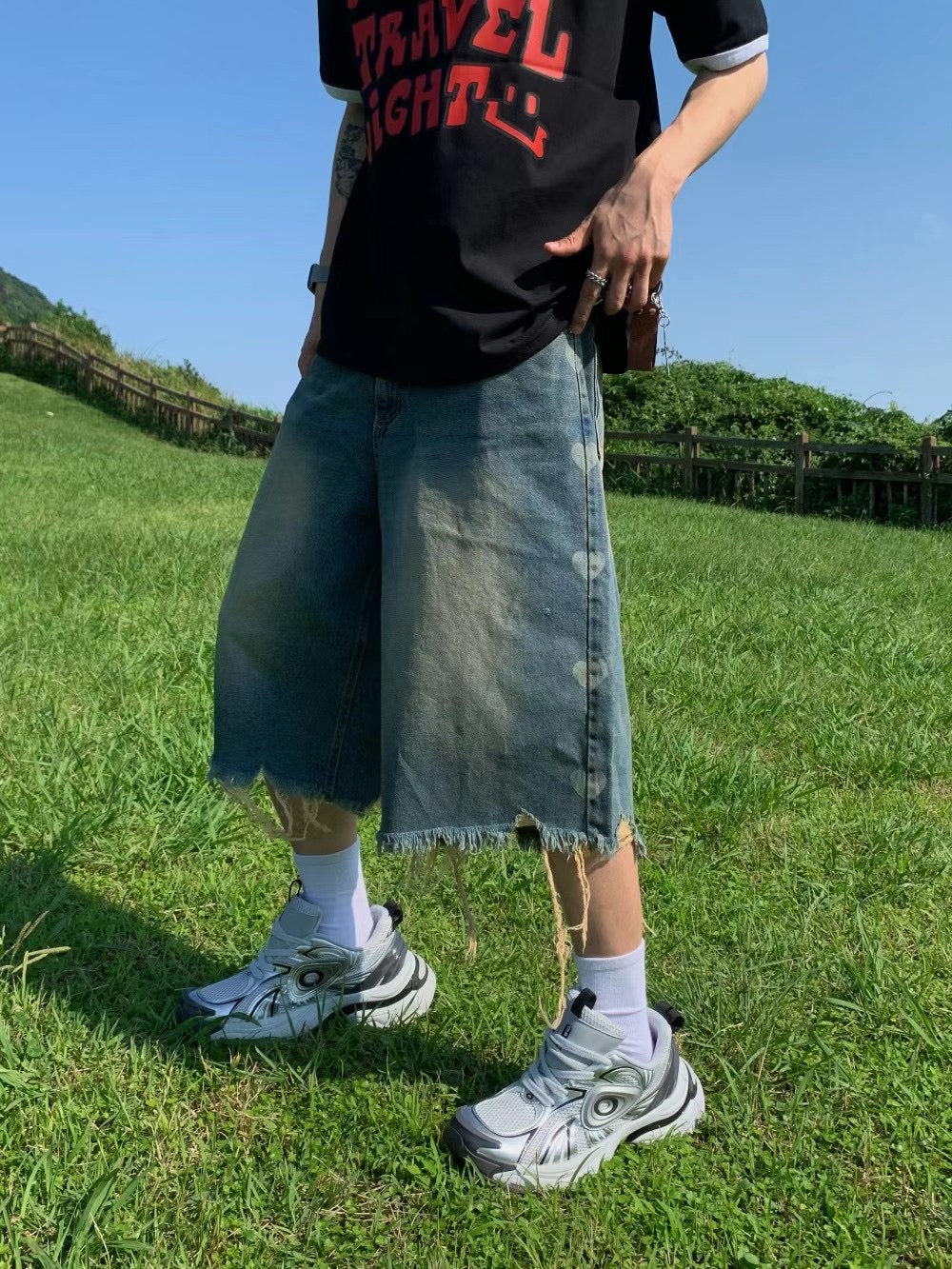 Washed Damage Hearts Jorts