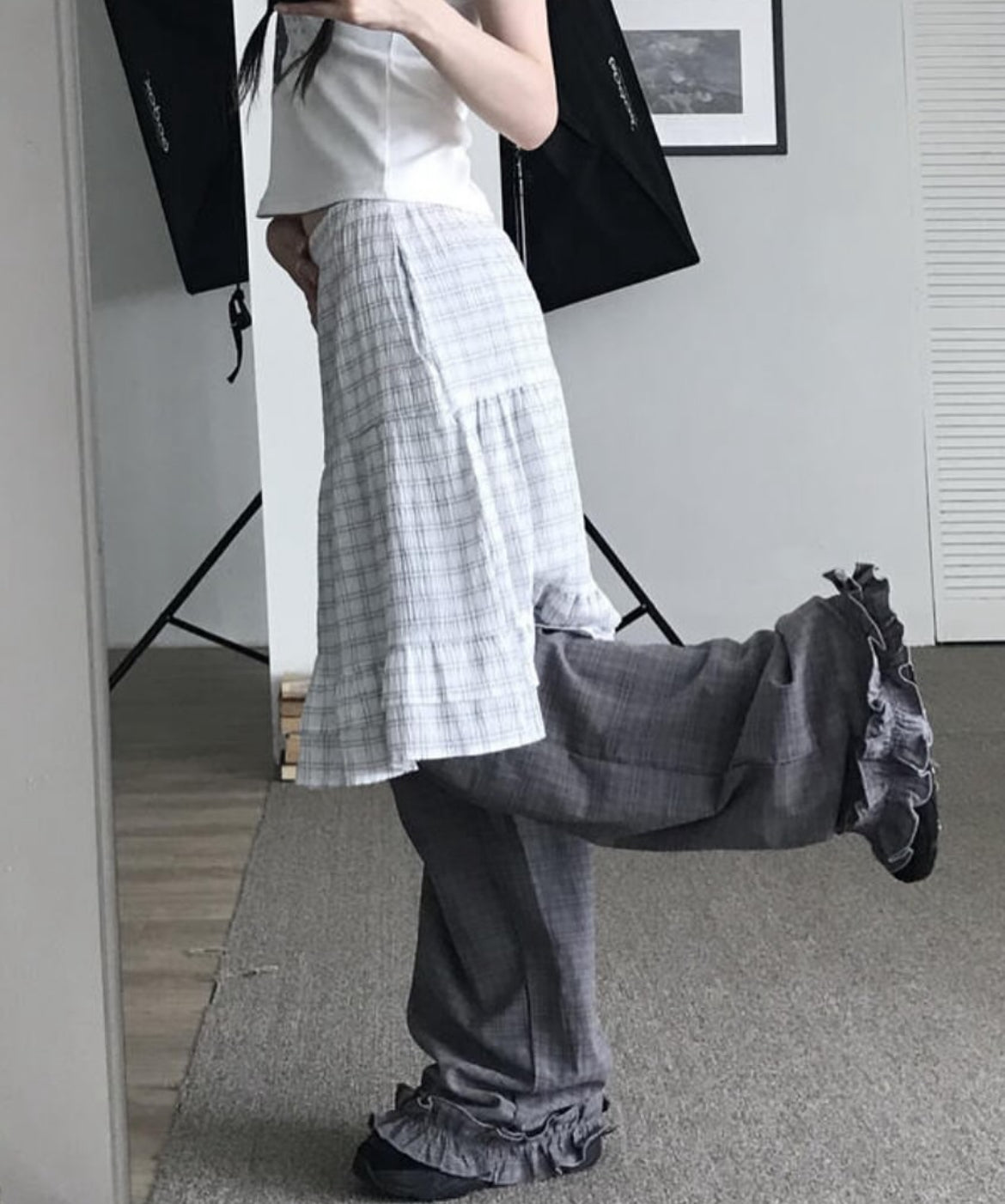 Ruffle Checkered Leisure Pants
