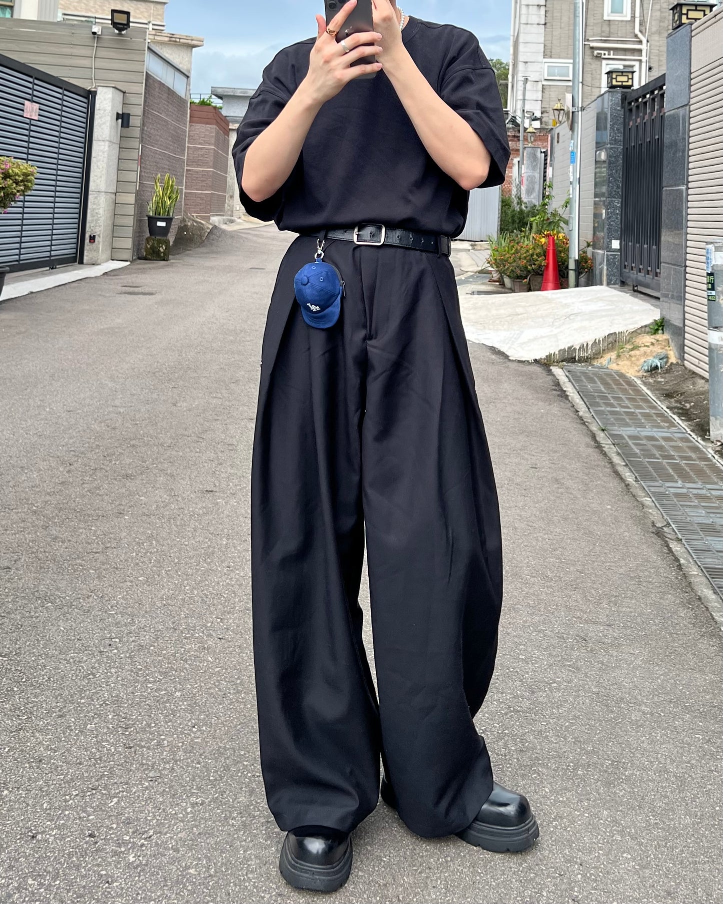 Pleated Loose Suit Pants