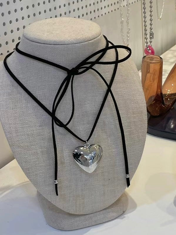 Silver Heart Choker