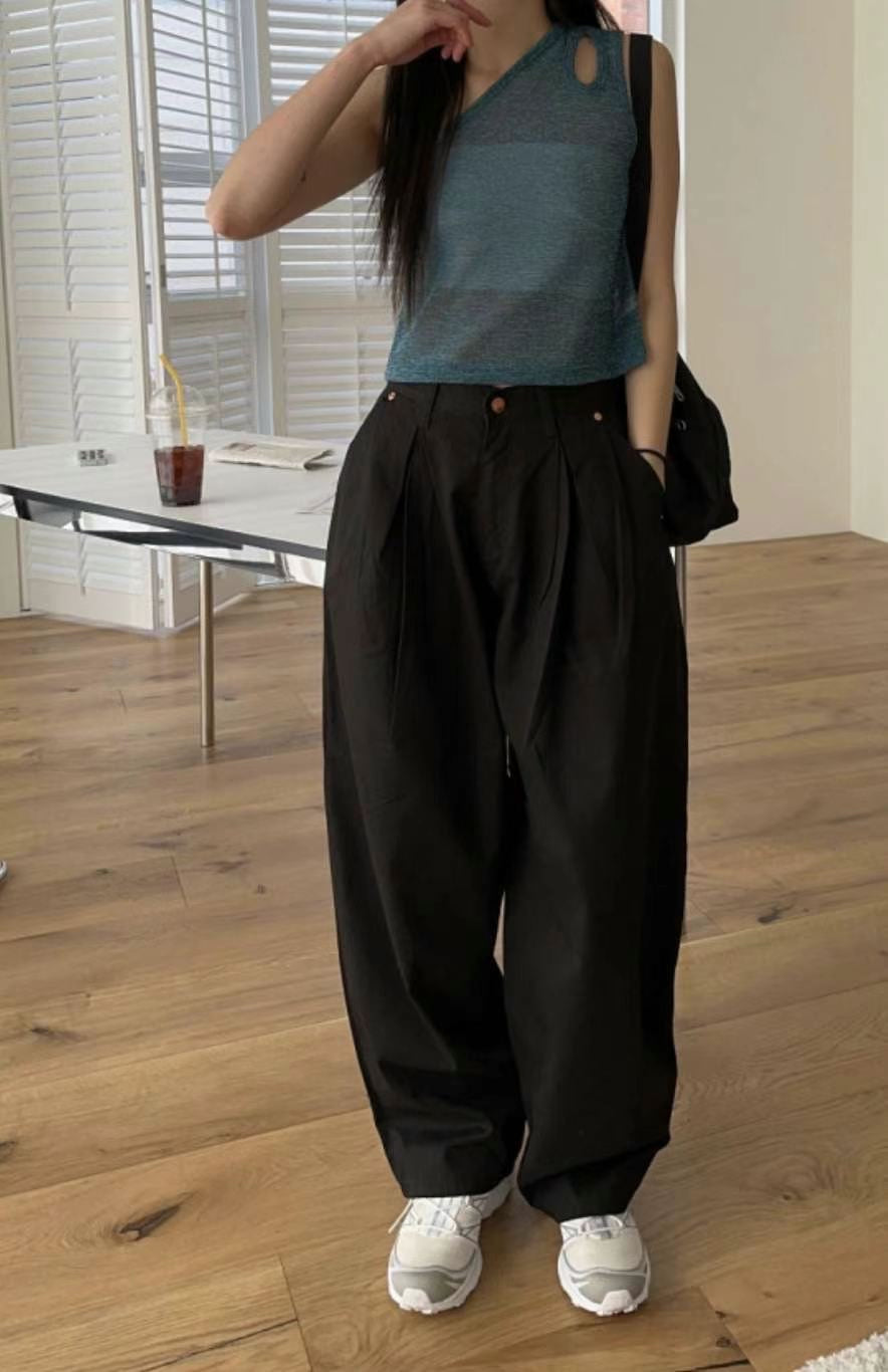 Wrinkle Street Balloon Pants