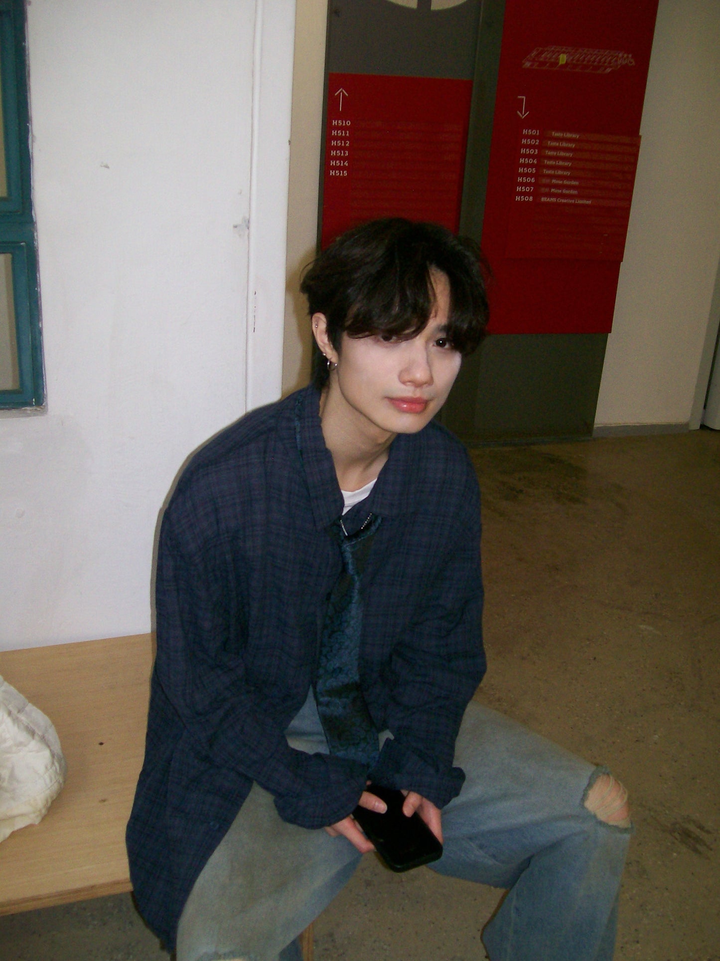 Veiled Checkered Long-sleeve Shirt （預訂）