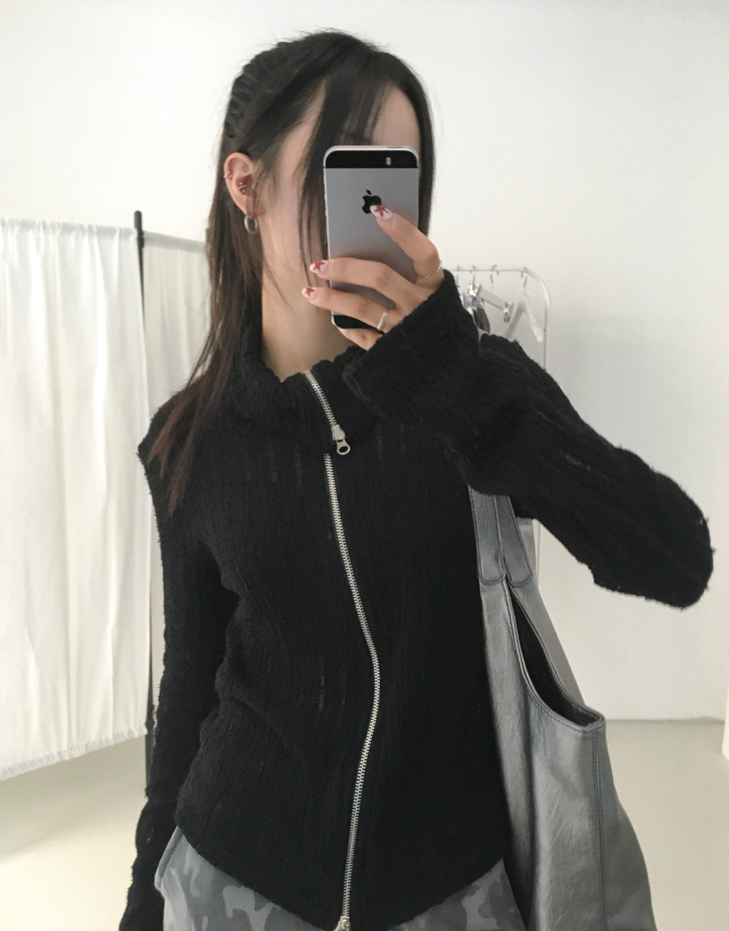 Snow Two-ways Zipper Crop Top