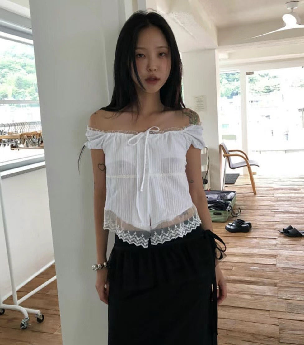 Two-ways Lace Blouse