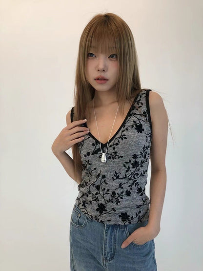 Floral V-neck Sleeveless Top (預訂)