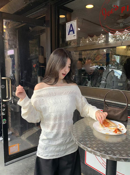 Brushing Off-shoulder Knit Top