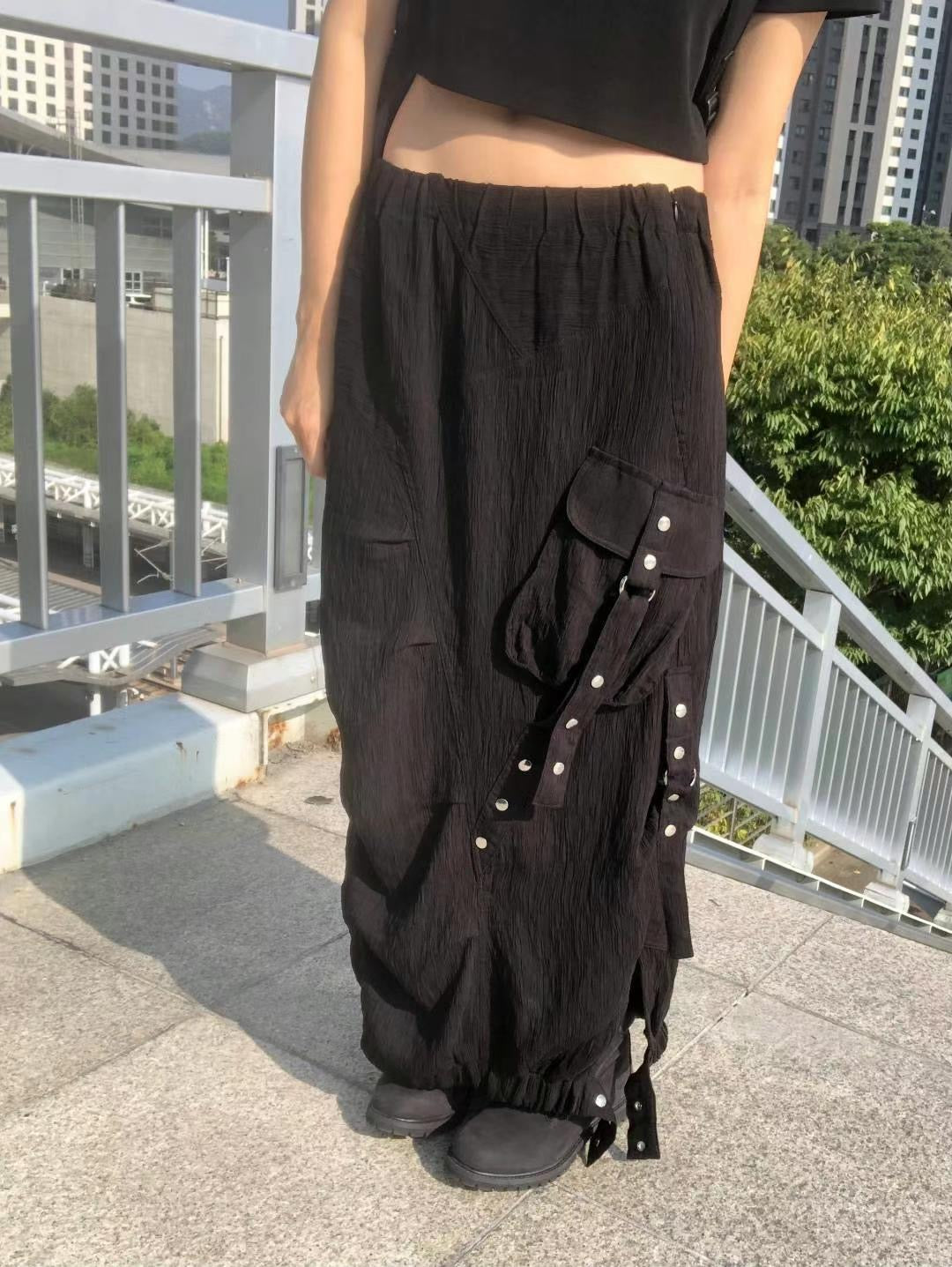 Button Pocket Loose-fit Skirt