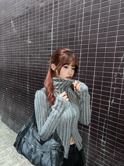 Snow Two-ways Zipper Crop Top