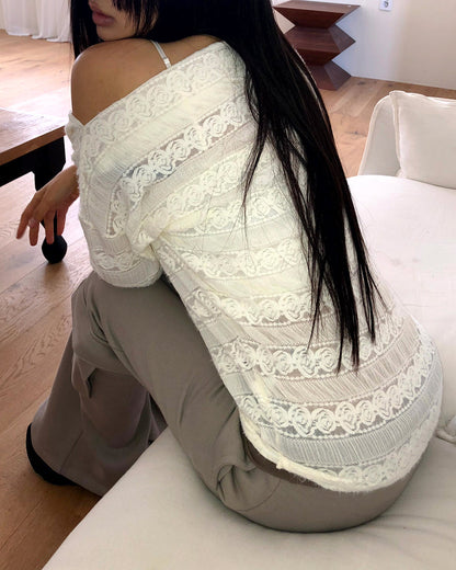 Brushing Off-shoulder Knit Top