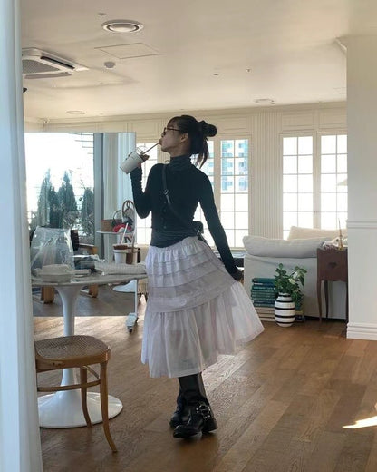 Milky Frill Flare Skirt