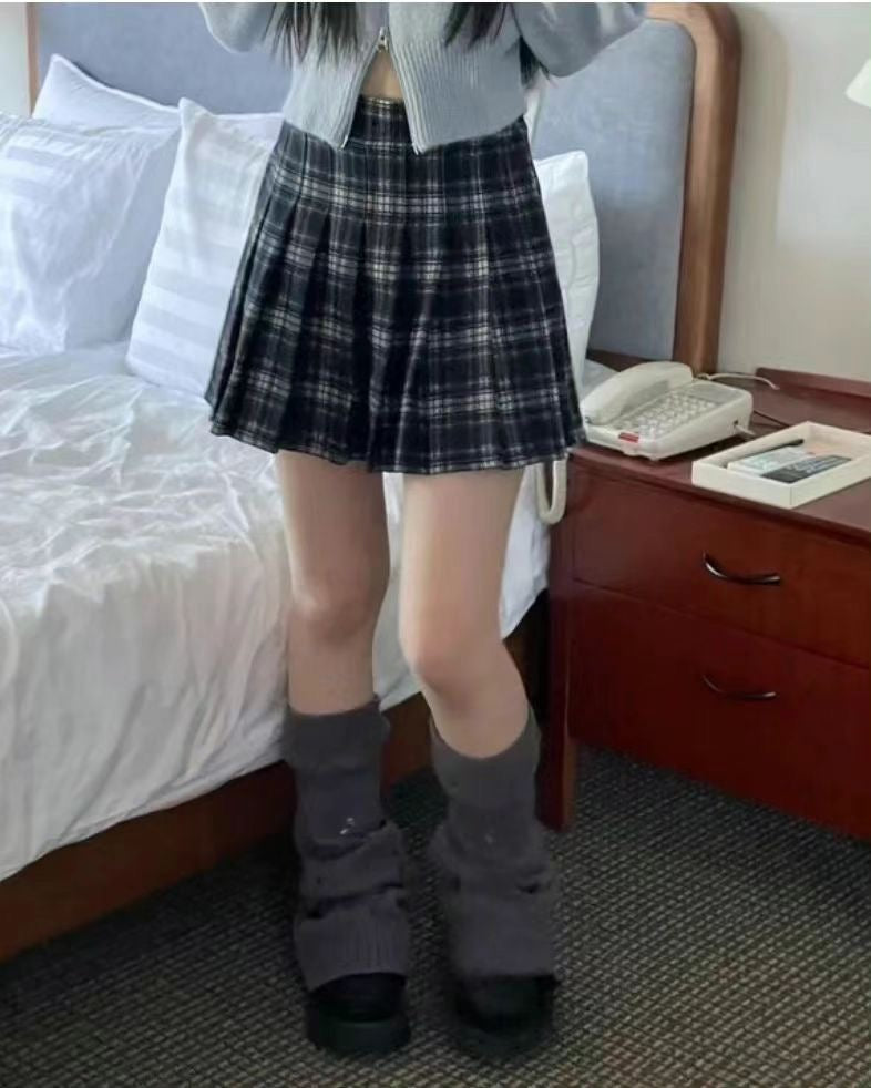 Damaged Leg Warmer 2.0
