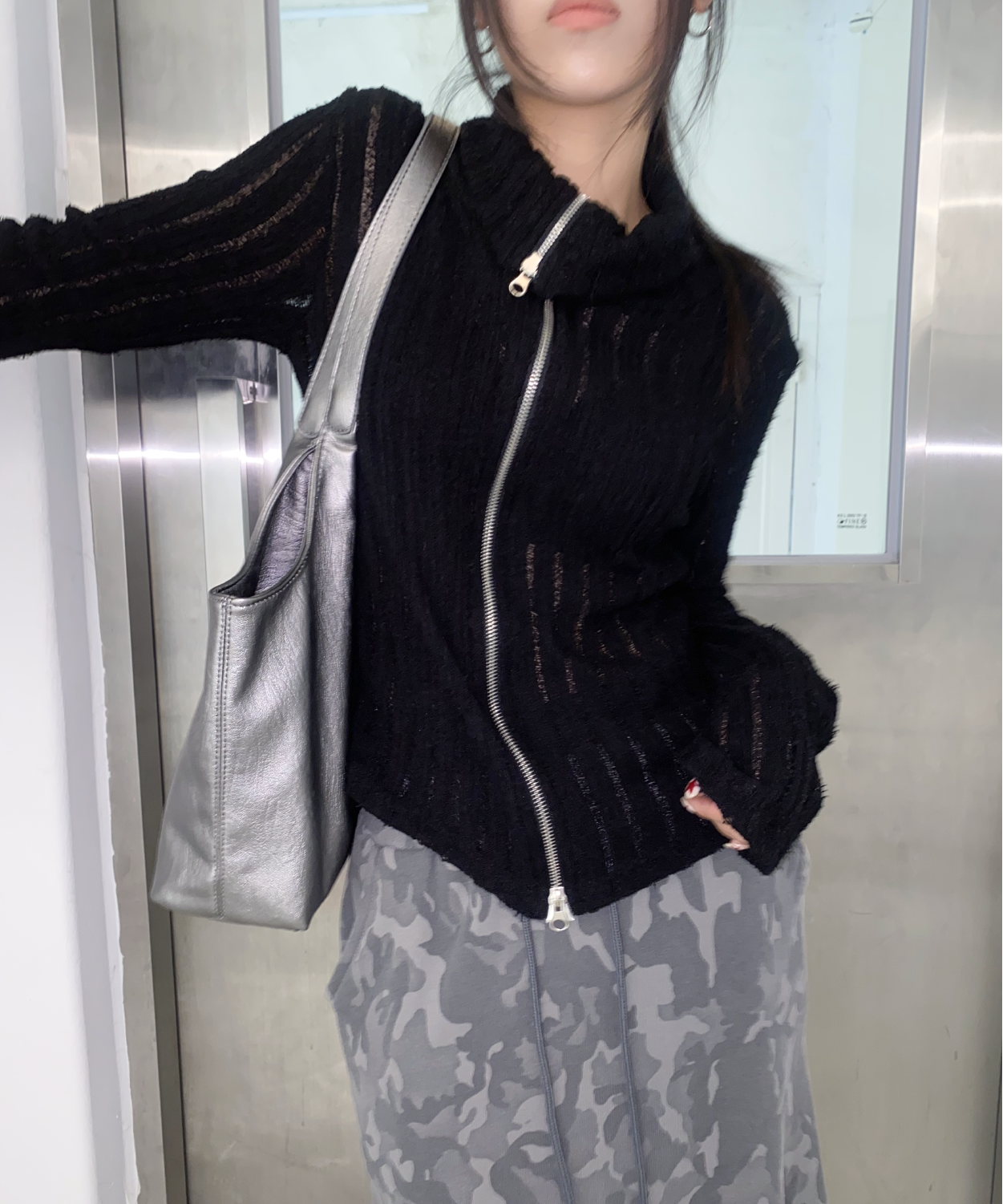 Snow Two-ways Zipper Crop Top