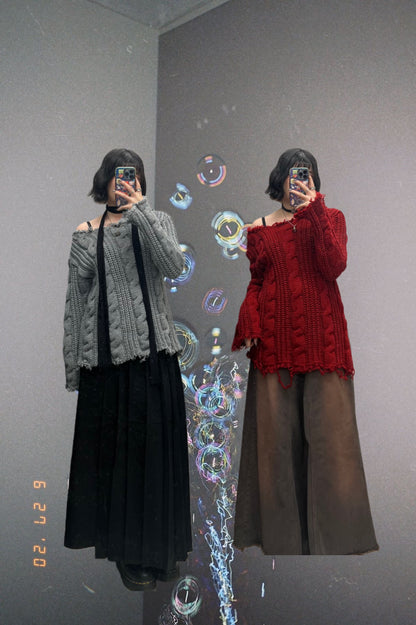 Ripped Off-shoulder Knitwear