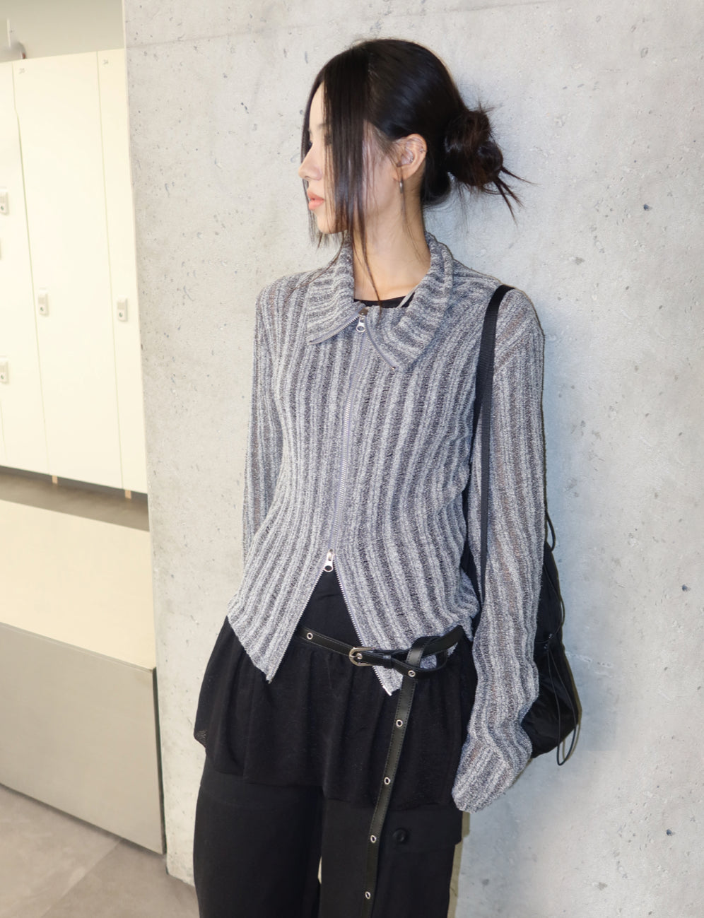 Snow Two-ways Zipper Crop Top