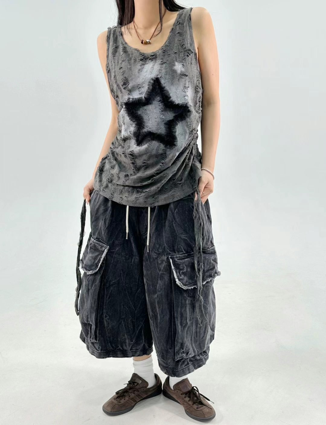 Star Damaged Sleeveless Top