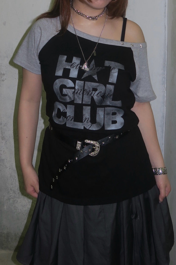 Off-shoulder Hot Girl Club Tee (預訂)