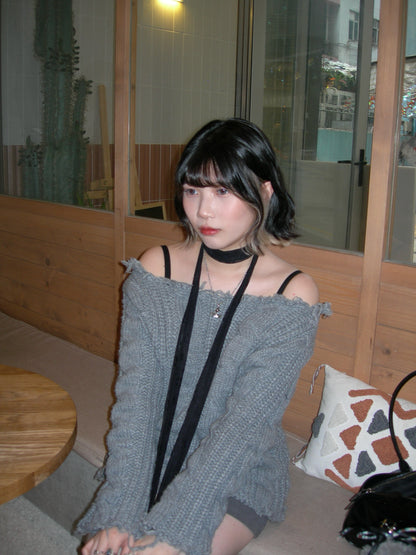 Ripped Off-shoulder Knitwear