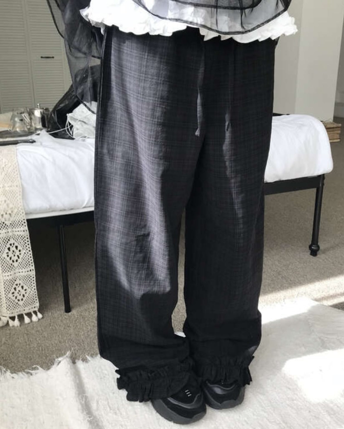 Ruffle Checkered Leisure Pants