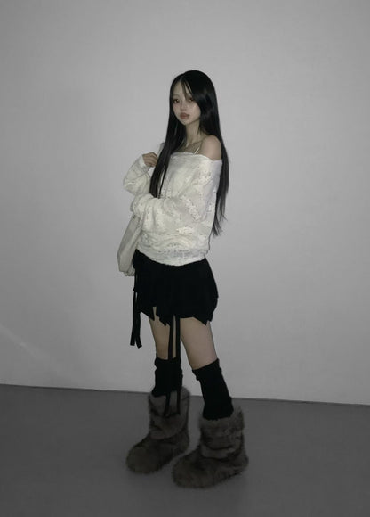 Brushing Off-shoulder Knit Top