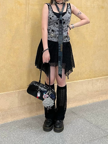 Floral V-neck Sleeveless Top (預訂)