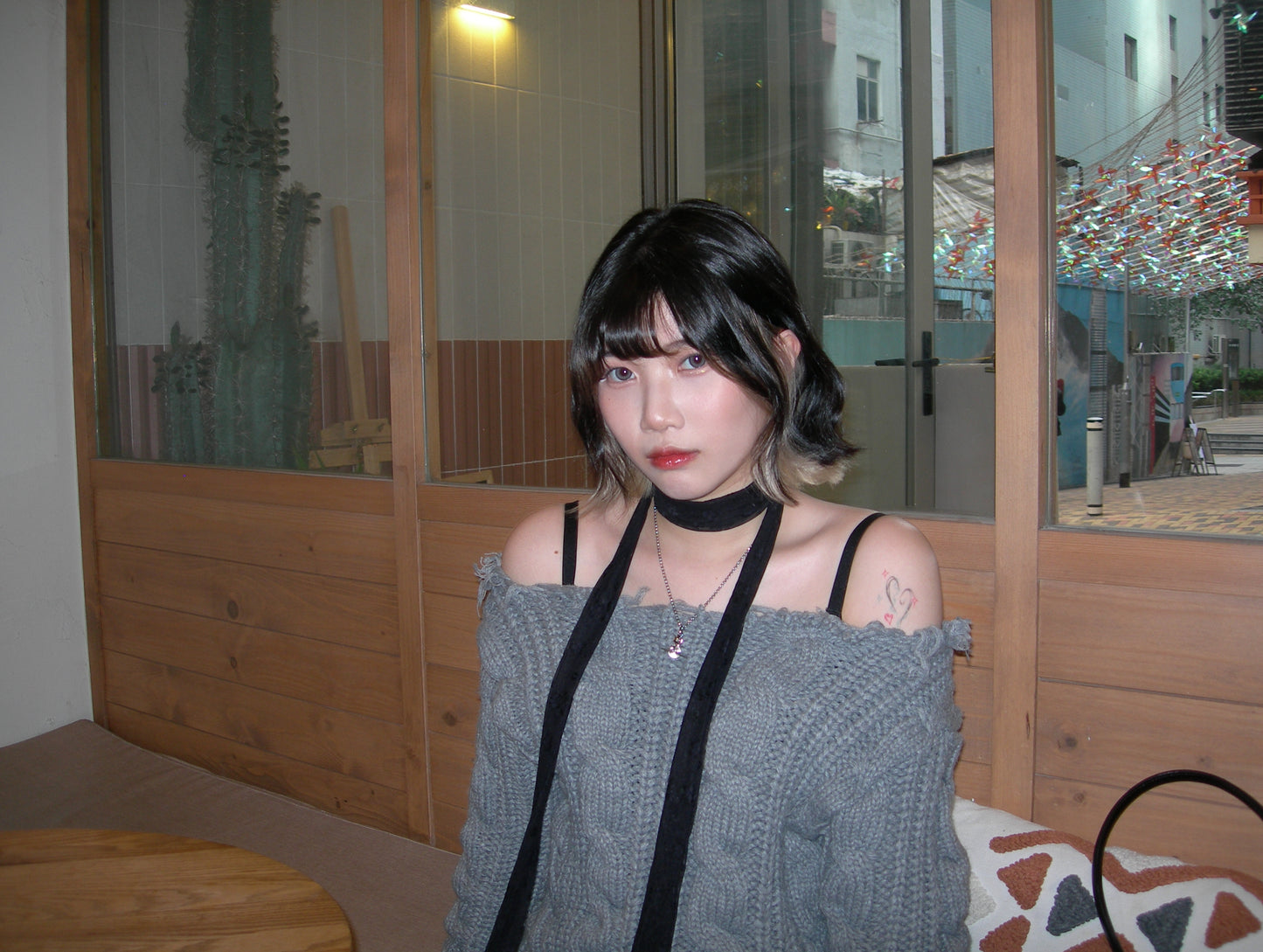 Ripped Off-shoulder Knitwear