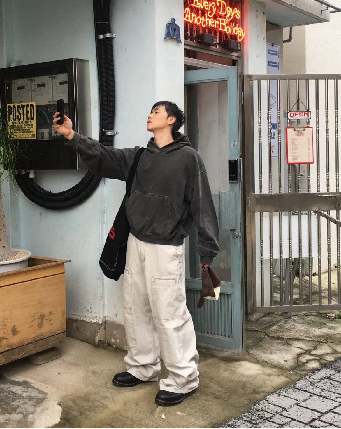 Dying Washed Short-cut Hoodie