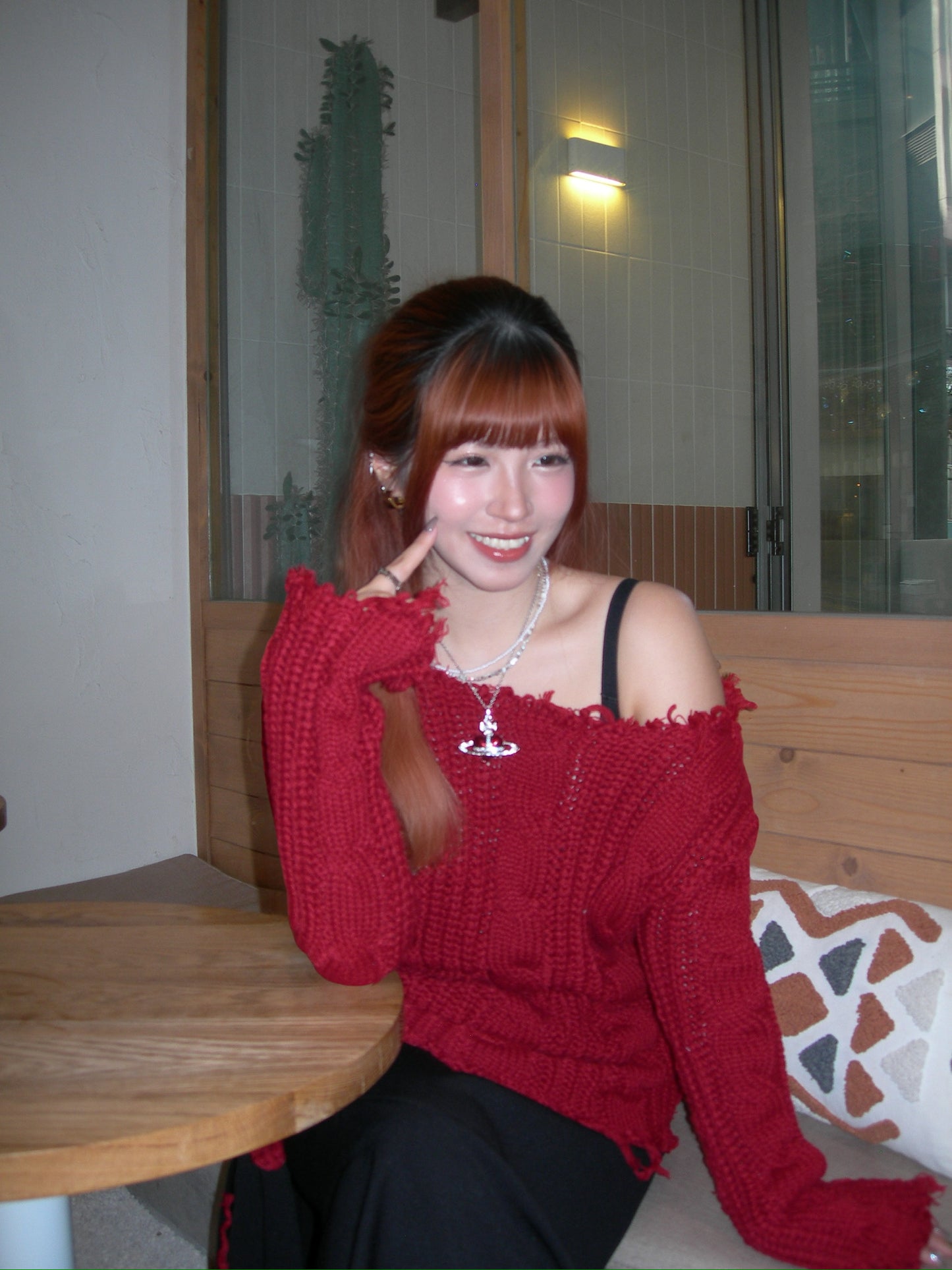 Ripped Off-shoulder Knitwear