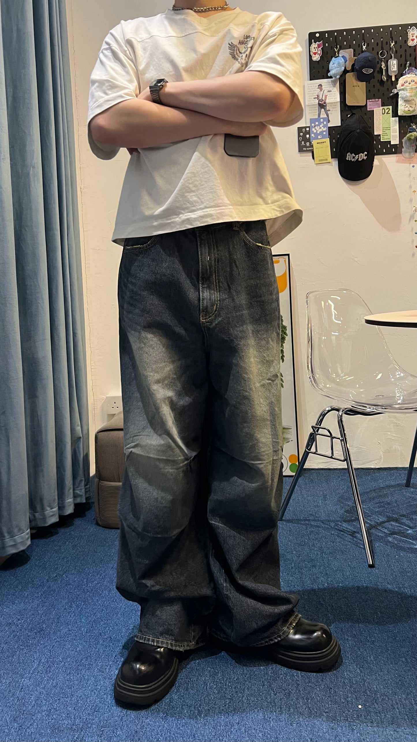 Back Distressed Wide Jeans